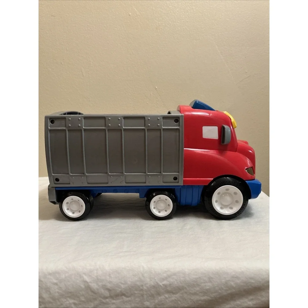 Fisher Price Little People Wheelies ZIG The Big Rig Truck Sounds Lights 2011